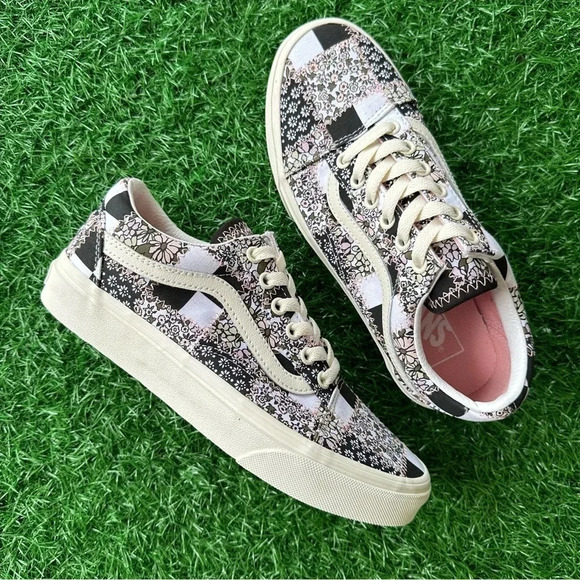 💫Vans Old Skool Patchwork Floral - Picture 4 of 8